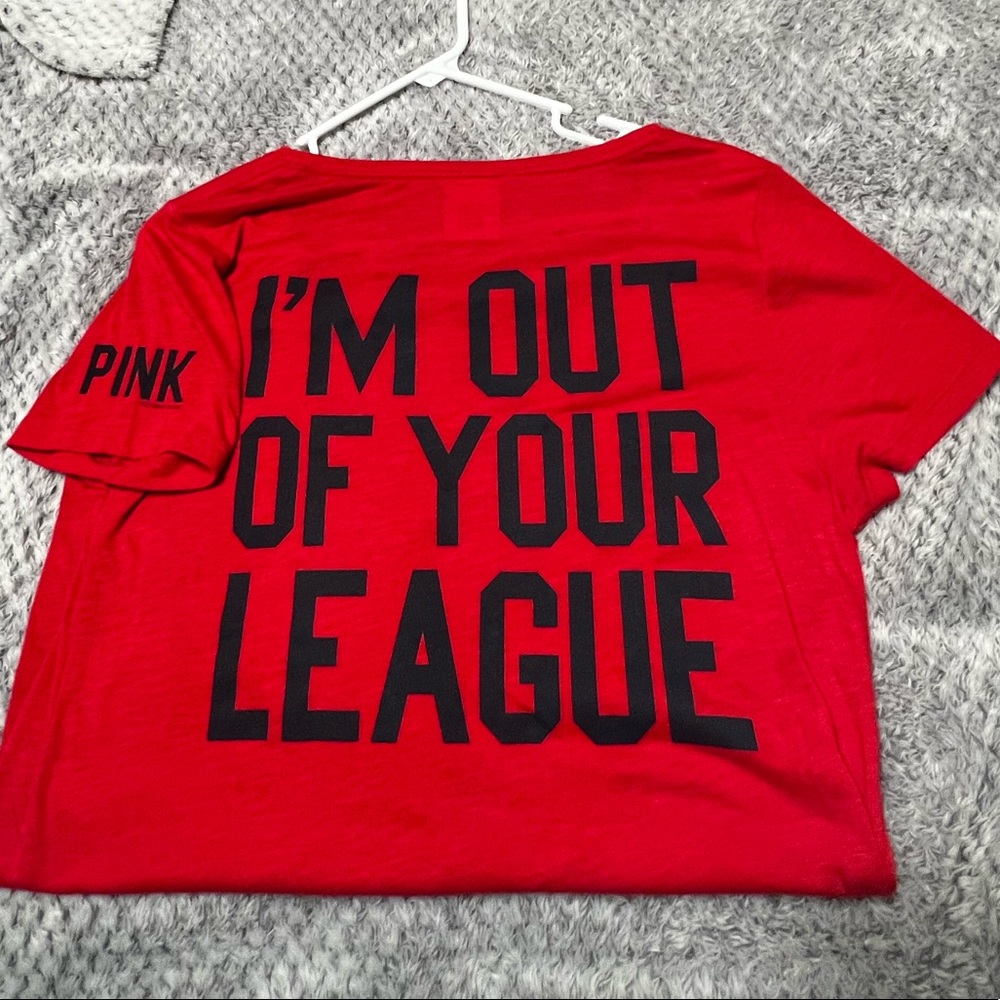 ✨❤️🔥 SUPER, SUPER RARE✨❤️🔥VS PINK CAPRIS AND TEE - Picture 5 of 5